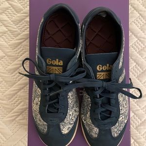 Fun, floral European style sneakers. Outstanding condition, very comfy